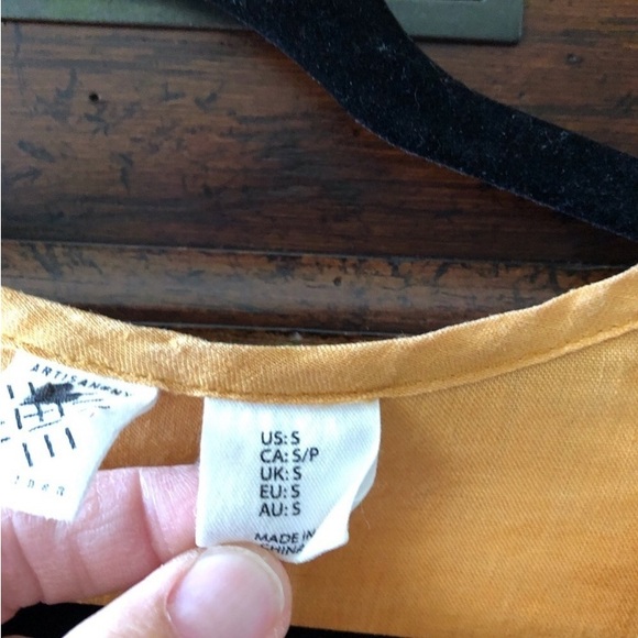 Artisan NY Golden yellow Linen short sleeve boxy tee in size S - Picture 6 of 6